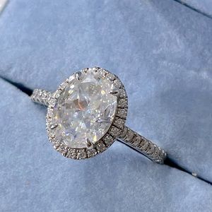 3 Ct crushed ice oval halo